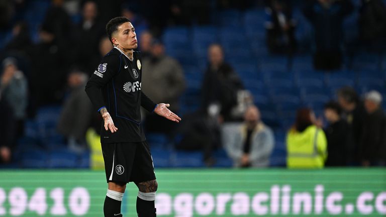 Chelsea: No shots, no tackles for 30 minutes, out-run in 34 consecutive matches