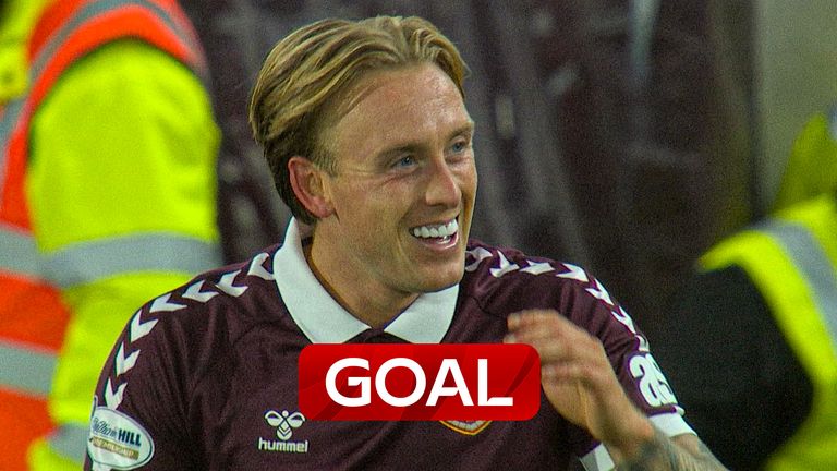Rangers score late to snatch draw on McInnes’ Hearts return